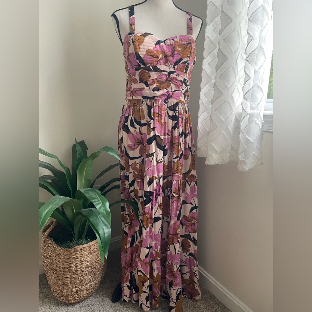 NWT- Floral Maxi Dress size L